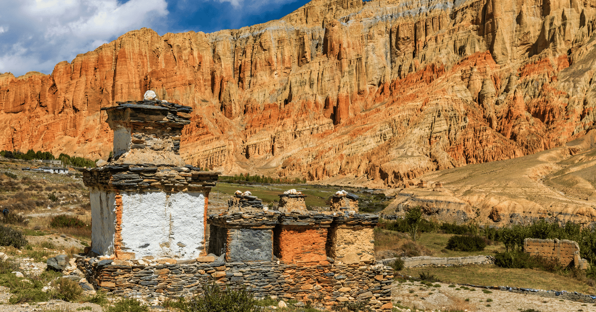 Upper Mustang 15 Days Trek