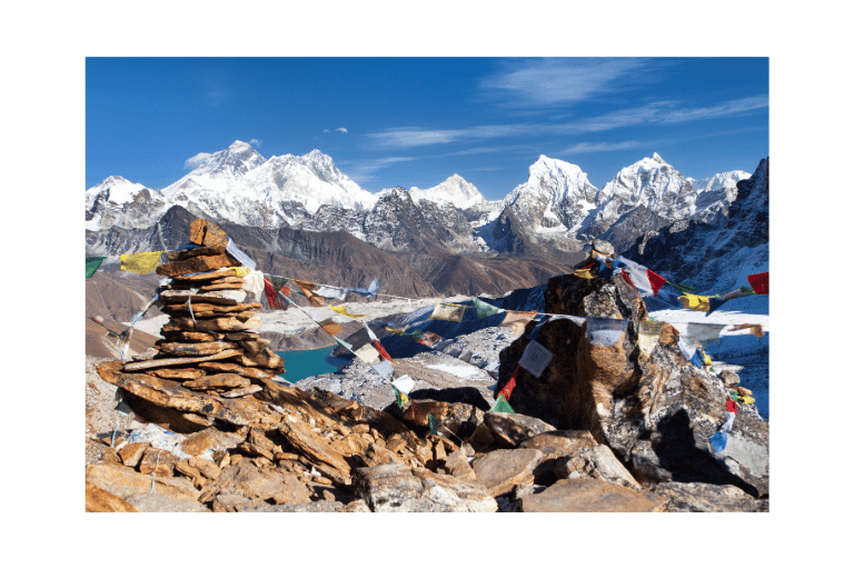 Everest Chola Pass Trek 18 Days
